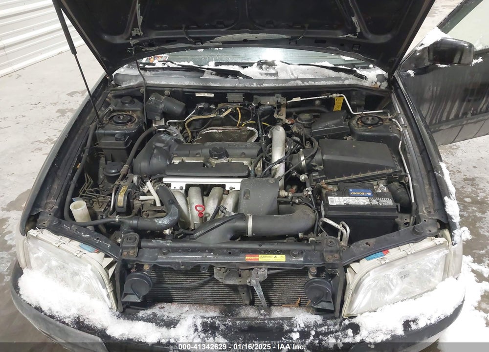 2001 VOLVO S40 A/SPORT EDITION VIN: YV1VS29501F756009