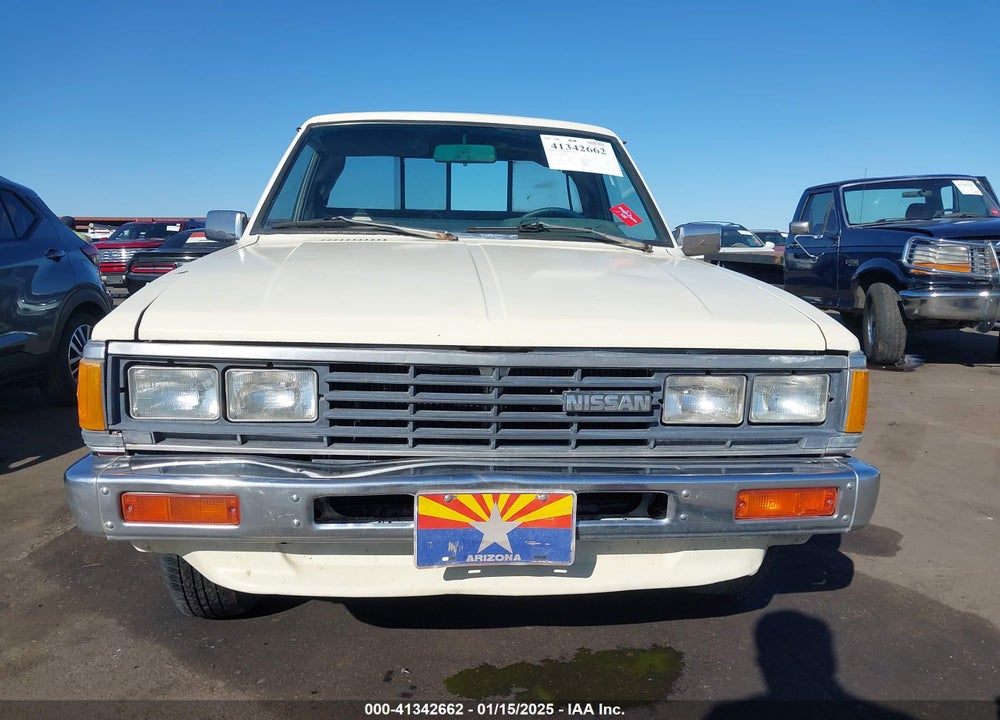 1985 NISSAN 720 VIN: JN6ND01S8FW007789