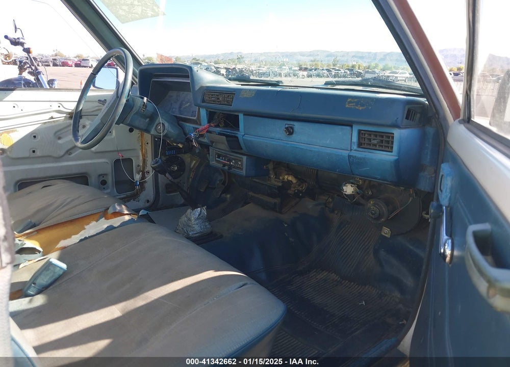1985 NISSAN 720 VIN: JN6ND01S8FW007789