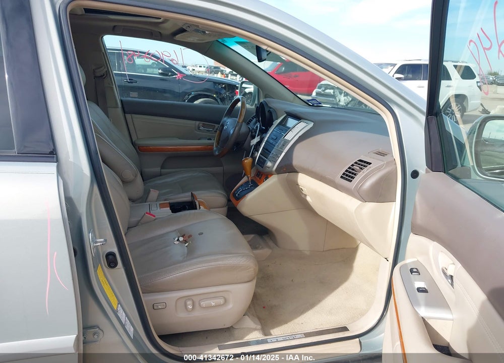 2008 LEXUS RX 350 VIN: 2T2HK31U08C085354