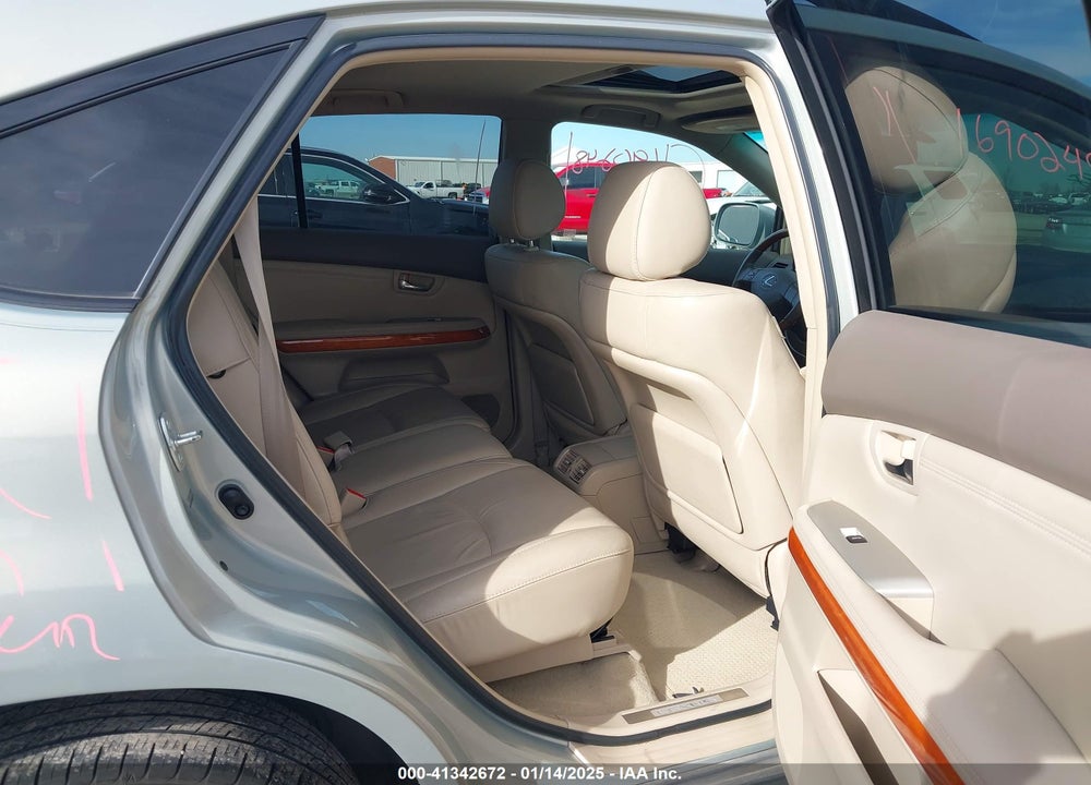 2008 LEXUS RX 350 VIN: 2T2HK31U08C085354