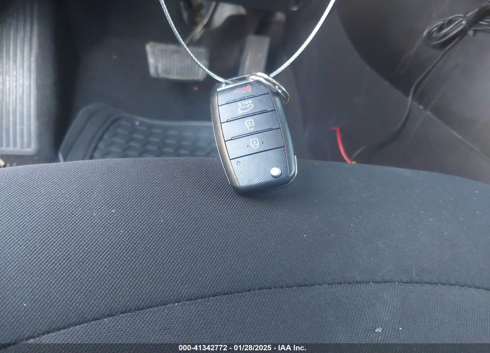 2016 KIA SOUL VIN: KNDJN2A22G7305230