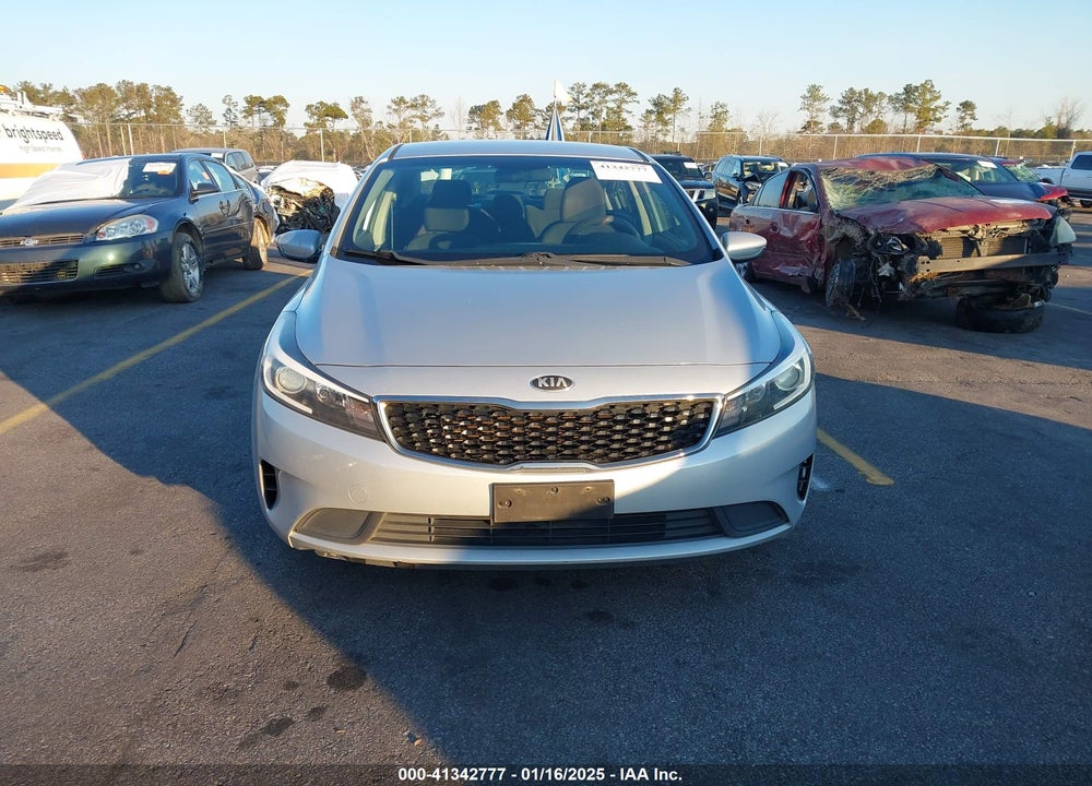 2017 KIA FORTE LX VIN: 3KPFL4A73HE014353