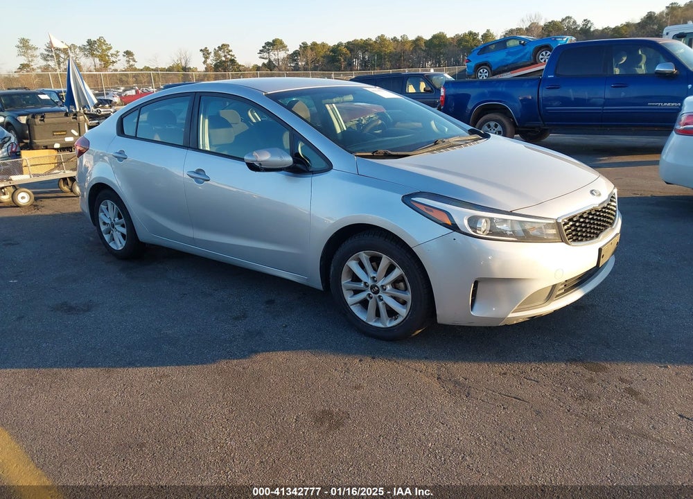 2017 KIA FORTE LX VIN: 3KPFL4A73HE014353