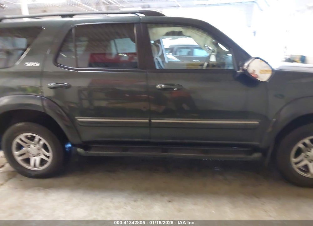 2007 TOYOTA SEQUOIA SR5 V8 VIN: 5TDZT34A17S297323
