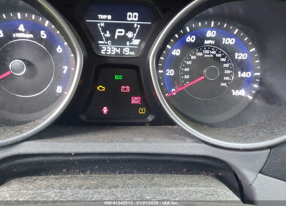 2014 HYUNDAI ELANTRA VIN: 5NPDH4AE3EH534423