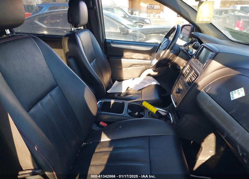 2018 DODGE GRAND CARAVAN GT VIN: 2C4RDGEG0JR336829