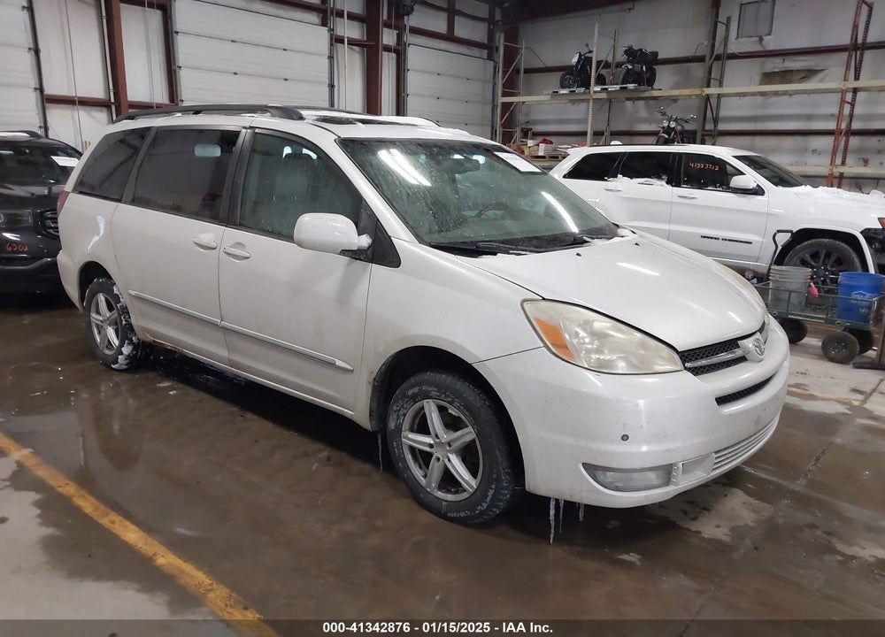 2005 TOYOTA SIENNA XLE LIMITED VIN: 5TDBA22C25S030551