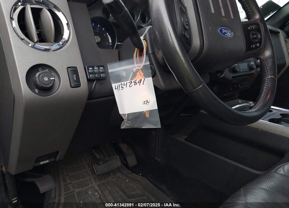 2011 FORD F-250 LARIAT VIN: 1FT7W2BT1BEC74961