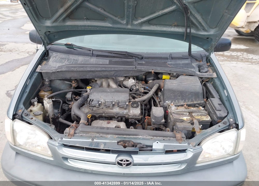 2000 TOYOTA SIENNA LE VIN: 4T3ZF13C7YU275695