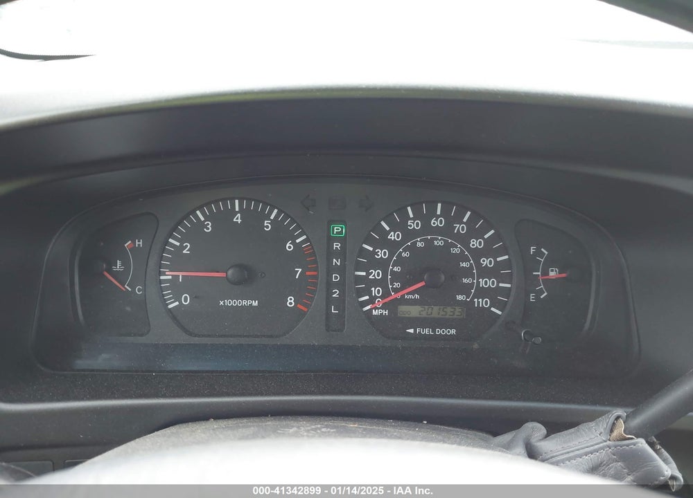 2000 TOYOTA SIENNA LE VIN: 4T3ZF13C7YU275695