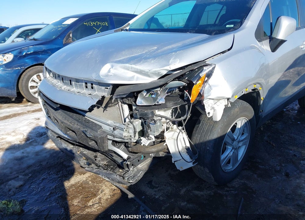 2021 CHEVROLET TRAX AWD LS VIN: KL7CJNSB2MB359606