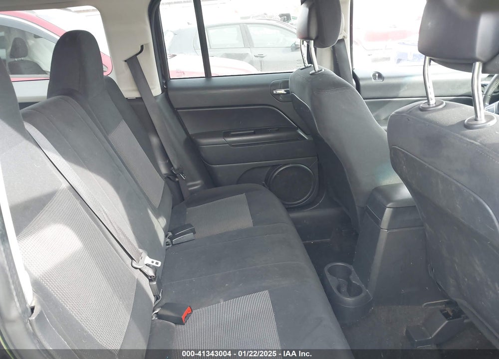 2014 JEEP PATRIOT LATITUDE VIN: 1C4NJPFB5ED888927