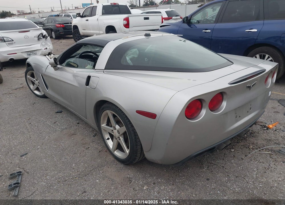 2005 CHEVROLET CORVETTE VIN: 1G1YY24U955127384