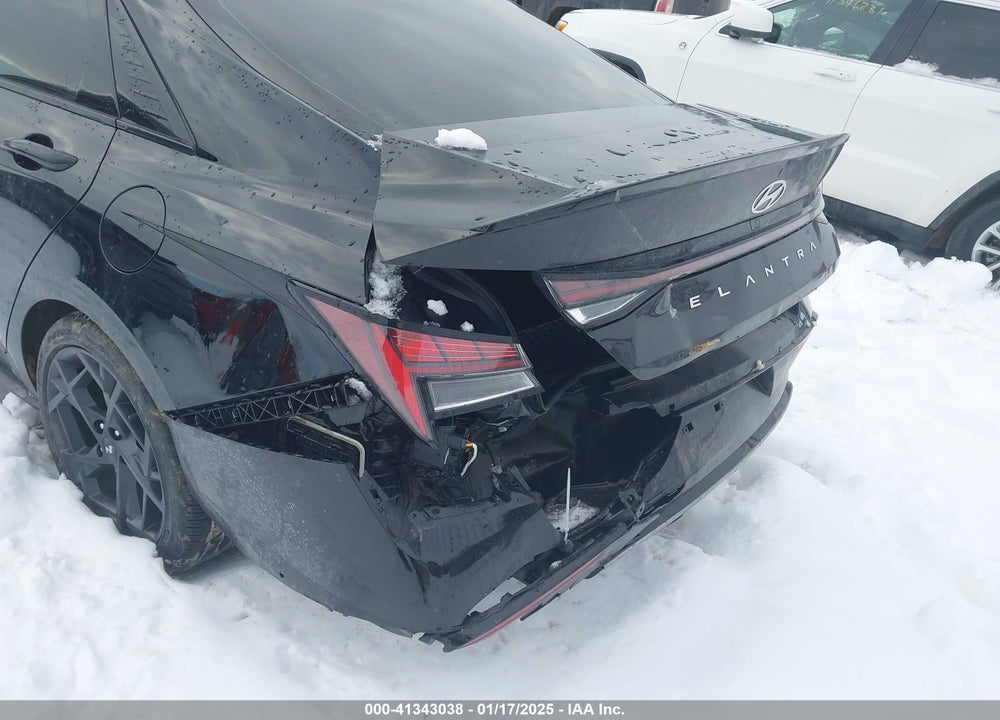 2024 HYUNDAI ELANTRA VIN: KMHLR4DF1RU812434