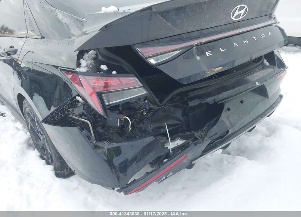 2024 HYUNDAI ELANTRA VIN: KMHLR4DF1RU812434
