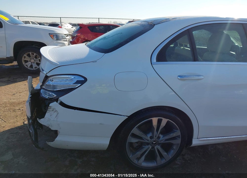 2018 MERCEDES-BENZ C VIN: WDDWF4JB2JR346618