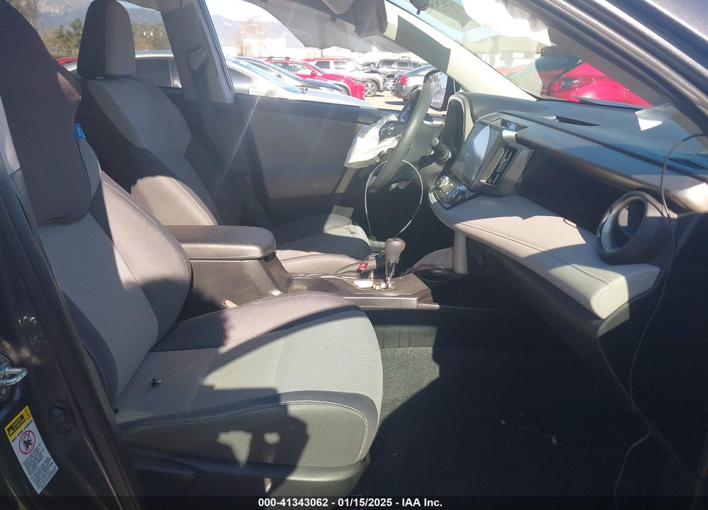 2014 TOYOTA RAV4 XLE VIN: 2T3WFREV3EW091558