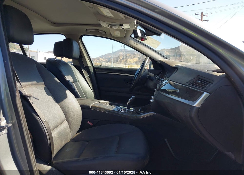 2011 BMW 528I VIN: WBAFR1C57BC737420