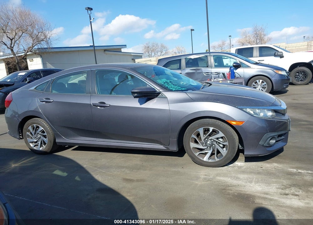 2017 HONDA CIVIC EX-T VIN: 2HGFC1F36HH642742