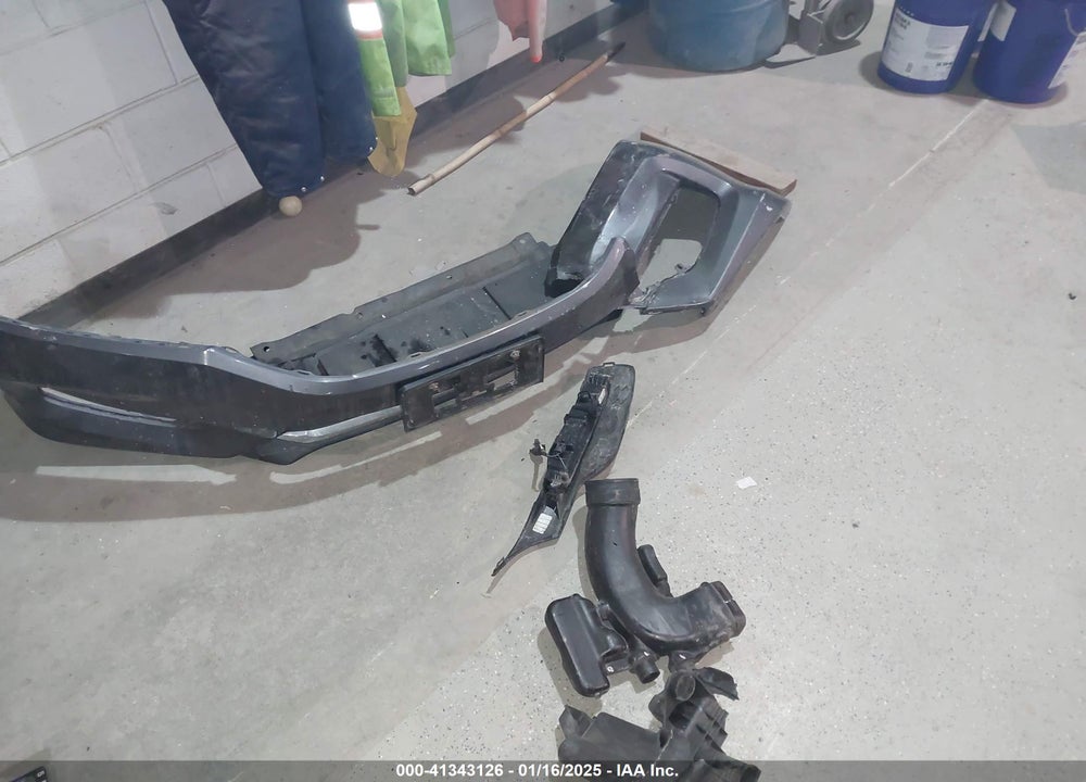 2016 HONDA ACCORD VIN: 1HGCR2F53GA240313