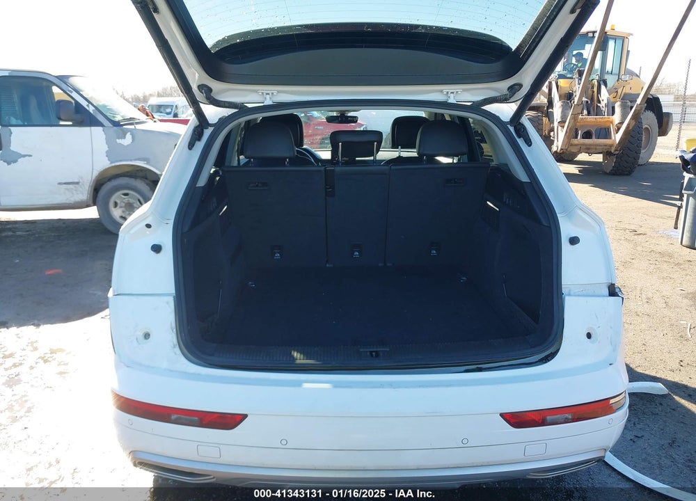 2020 AUDI Q5 PREMIUM 45 TFSI QUATTRO S TRONIC/TITANIUM PREMIUM 45 TFSI QUATTRO S TRONIC VIN: WA1ANAFY1L2062941