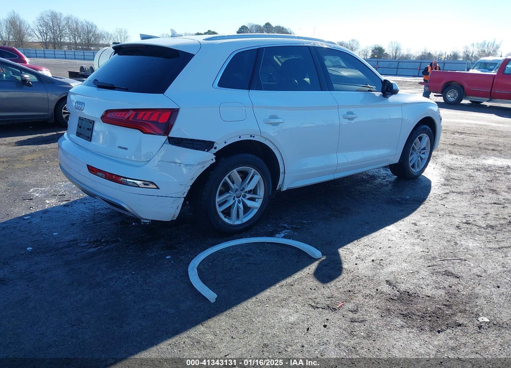 2020 AUDI Q5 PREMIUM 45 TFSI QUATTRO S TRONIC/TITANIUM PREMIUM 45 TFSI QUATTRO S TRONIC VIN: WA1ANAFY1L2062941