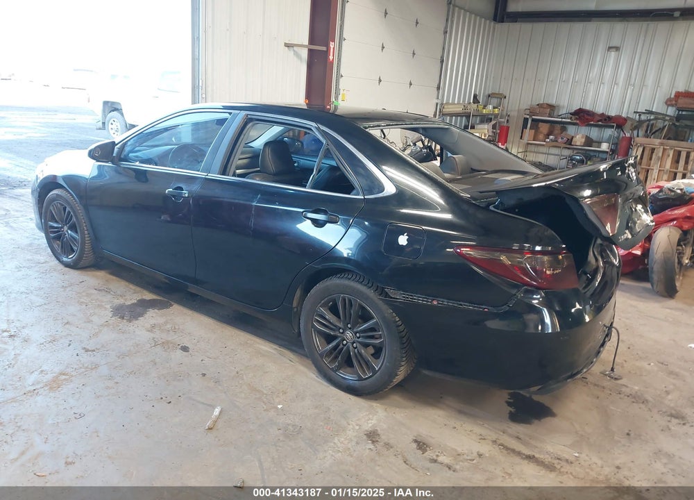 2015 TOYOTA CAMRY SE VIN: 4T1BF1FK3FU037031