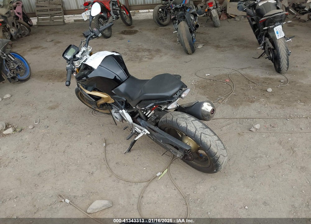 2019 BMW G310 R VIN: WB30G1107KR857595