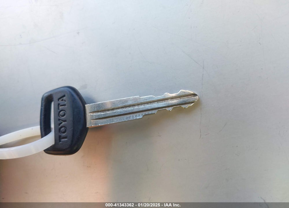 2000 TOYOTA ECHO VIN: JTDAT1239Y5018732