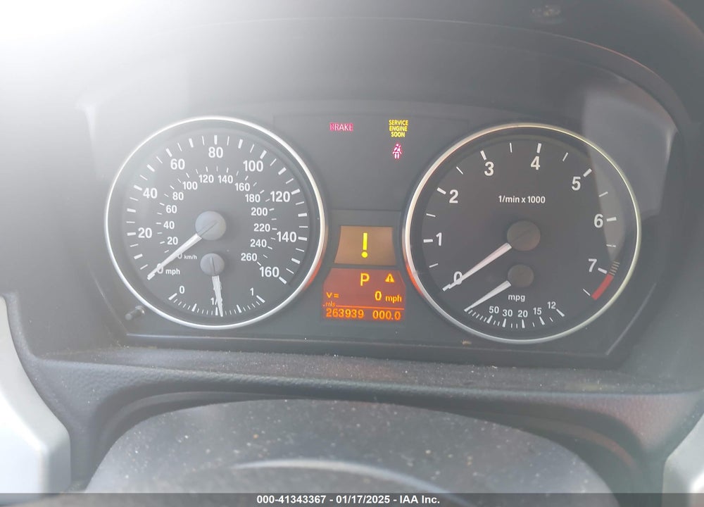 2007 BMW 328 VIN: WBAVA33527KX83295