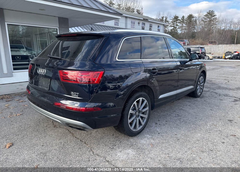 2017 AUDI Q7 PREMIUM PLUS VIN: WA1LAAF70HD044633