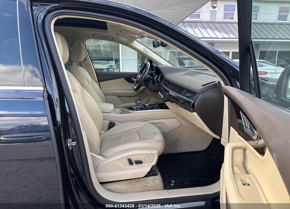2017 AUDI Q7 PREMIUM PLUS VIN: WA1LAAF70HD044633