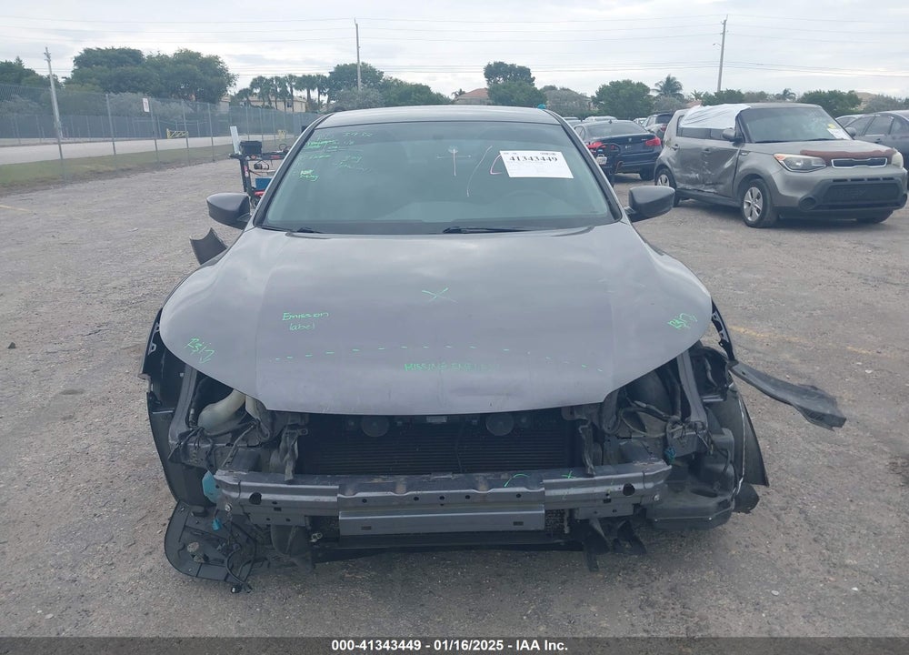2015 HONDA ACCORD VIN: 1HGCR2F37FA175513