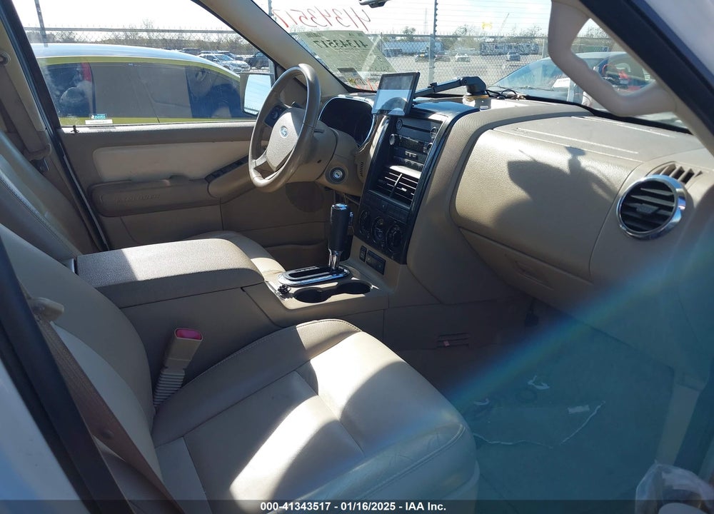 2010 FORD EXPLORER XLT VIN: 1FMEU6DE2AUA93242