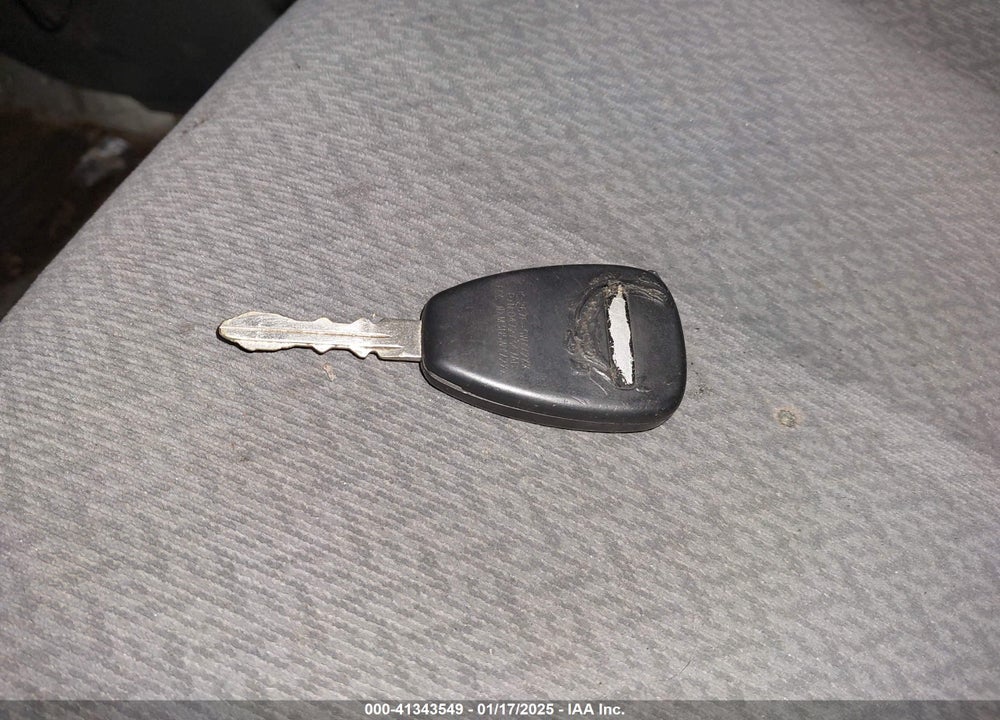 2004 CHRYSLER TOWN & COUNTRY LX VIN: 2C4GP44RX4R617637