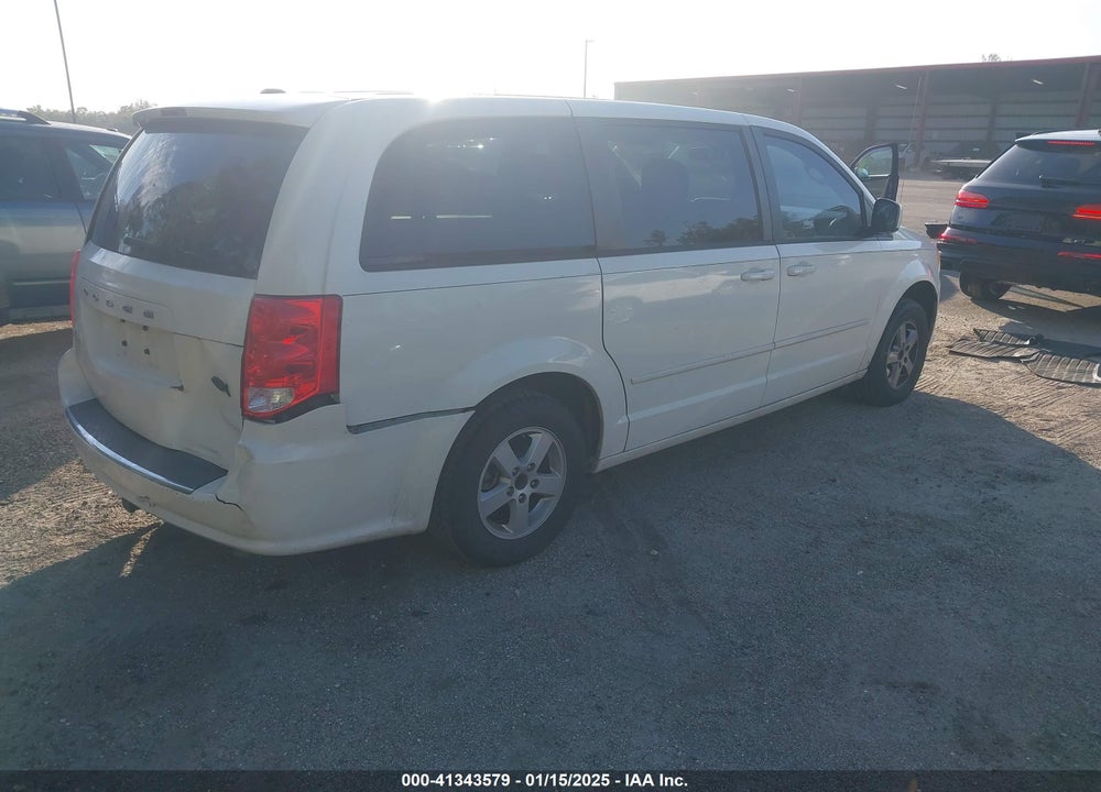 2011 DODGE GRAND CARAVAN VIN: 2D4RN3DG8BR721700