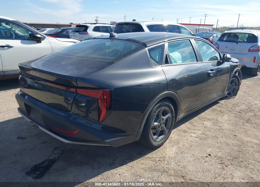 2025 KIA K4 VIN: 3KPFT4DE3SE033745