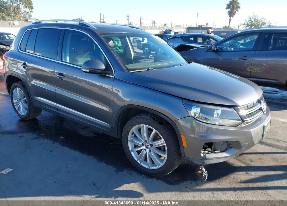 2012 VOLKSWAGEN TIGUAN SE VIN: WVGBV7AX1CW006319