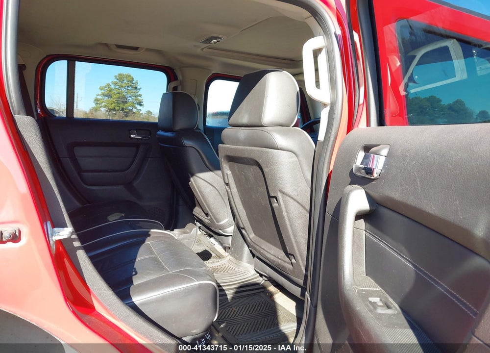 2008 HUMMER H3 SUV VIN: 5GTEN13E388140652