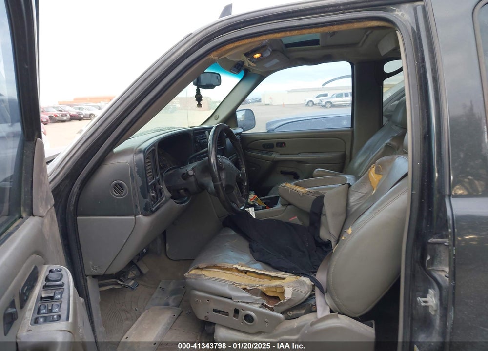 2006 CHEVROLET TAHOE LT VIN: 1GNEC13Z46R120294