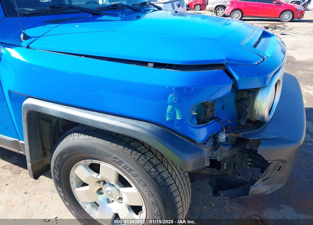2007 TOYOTA FJ CRUISER VIN: JTEZU11F170017366