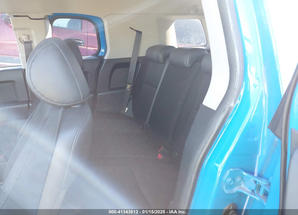 2007 TOYOTA FJ CRUISER VIN: JTEZU11F170017366
