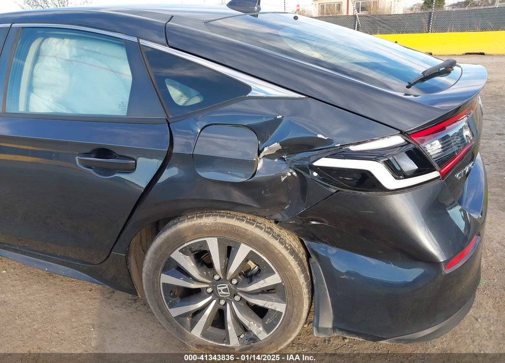 2022 HONDA CIVIC VIN: 19XFL1H72NE019611