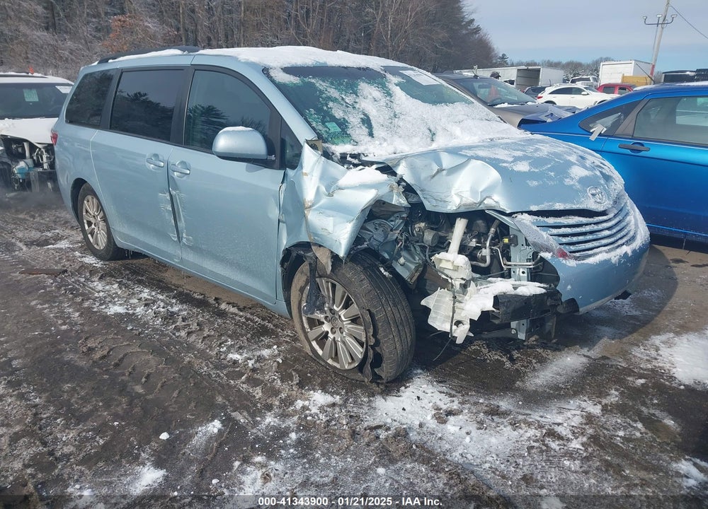2017 TOYOTA SIENNA LE 7 PASSENGER VIN: 5TDJZ3DC5HS158746