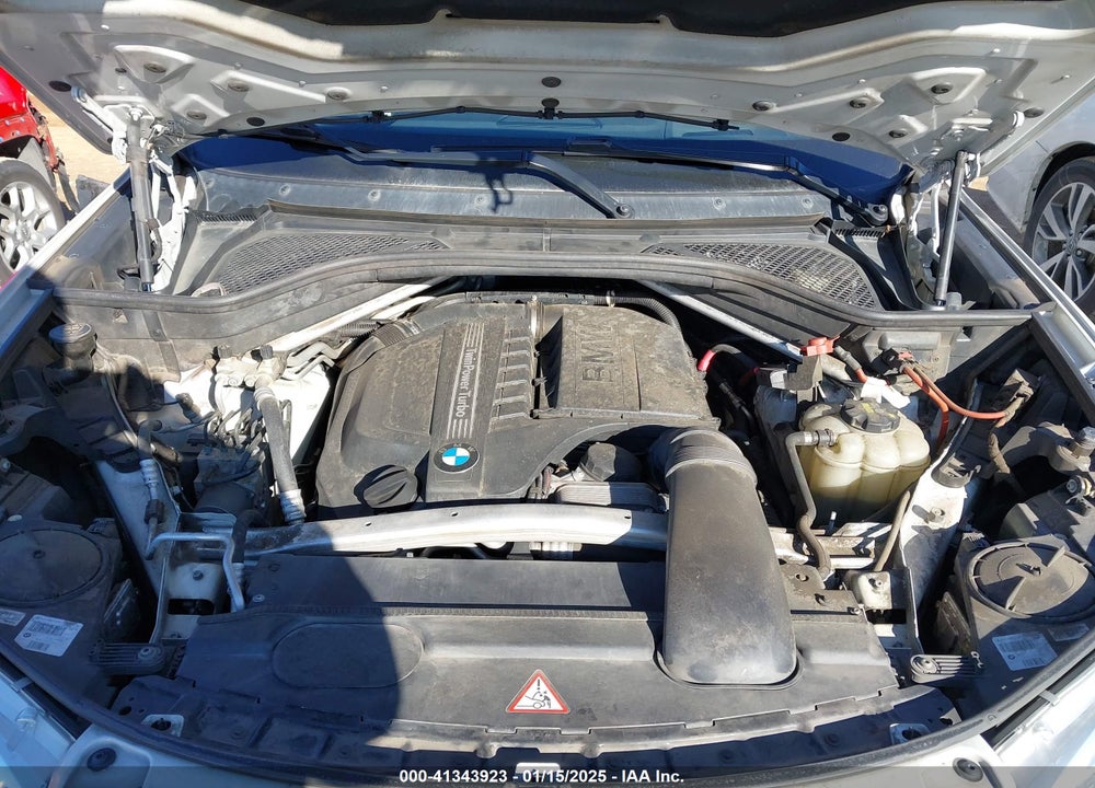 2016 BMW X5 VIN: 5UXKR2C53G0R71603