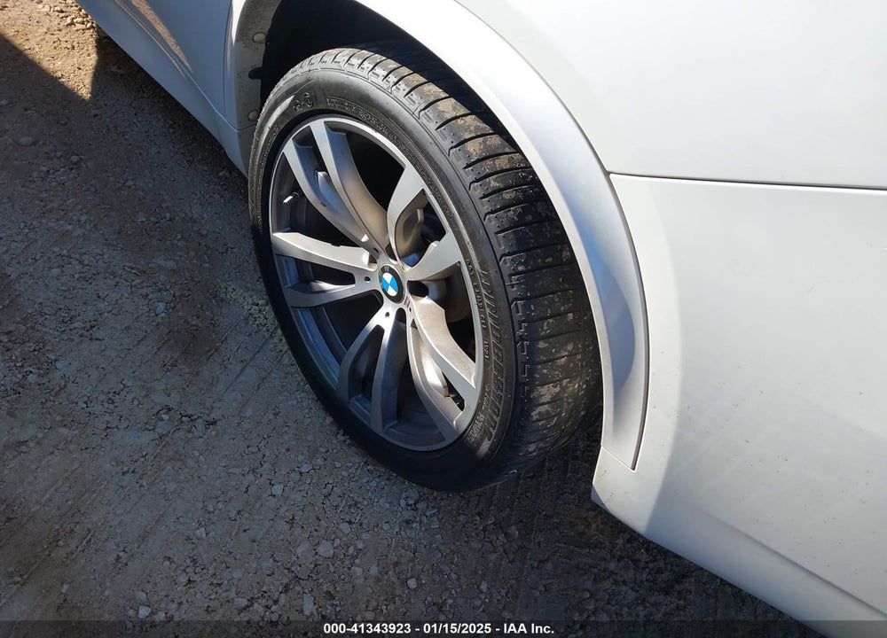 2016 BMW X5 VIN: 5UXKR2C53G0R71603