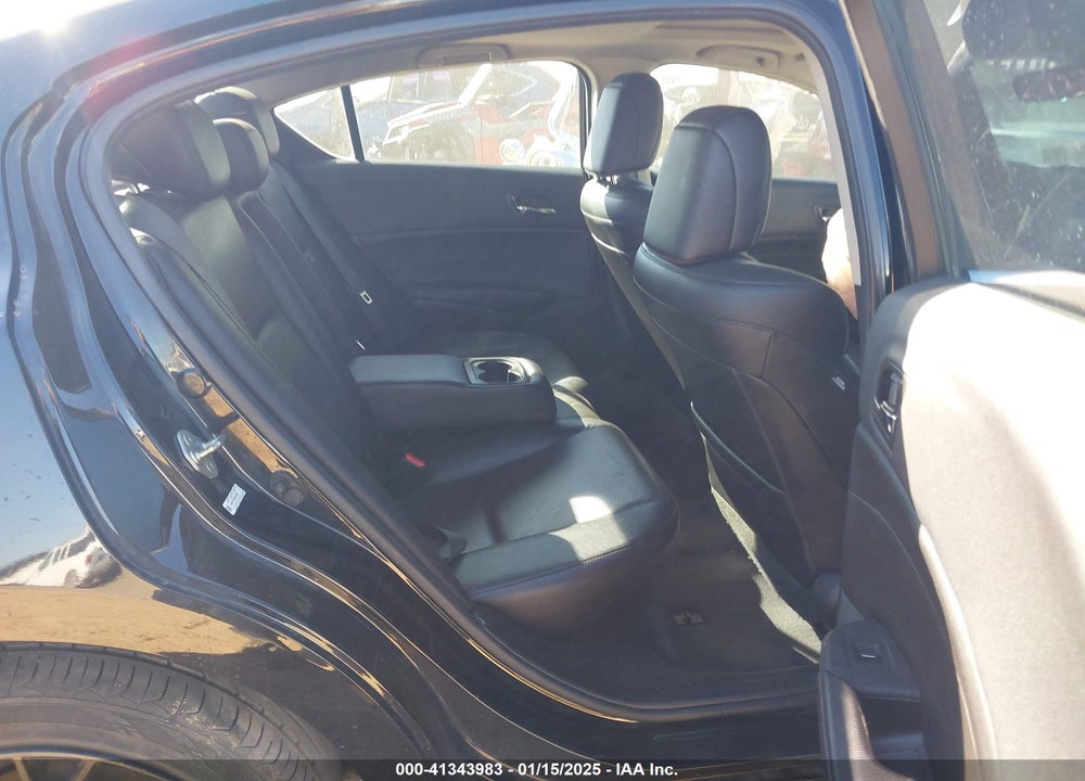 2014 ACURA ILX 2.0L VIN: 19VDE1F33EE008532