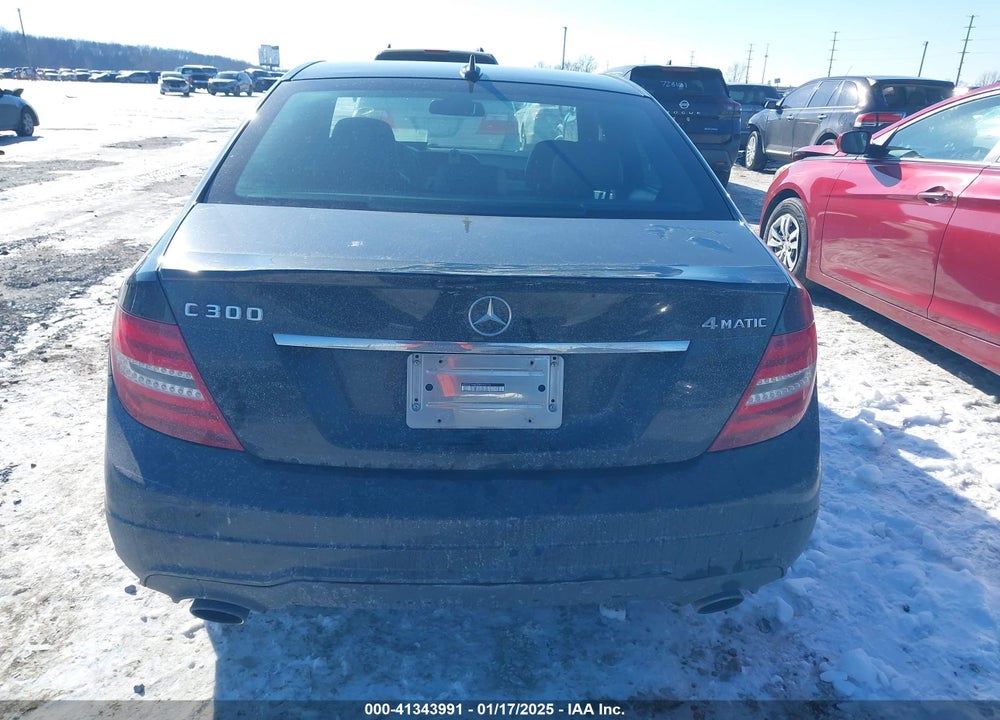 2013 MERCEDES-BENZ C VIN: WDDGF8AB5DR295776