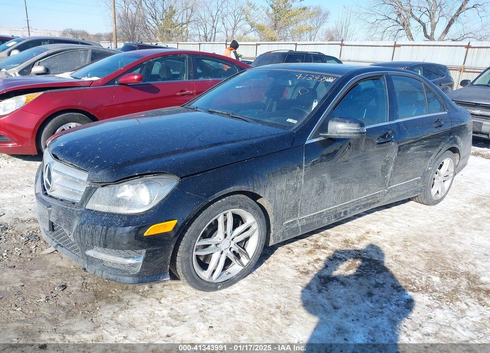 2013 MERCEDES-BENZ C VIN: WDDGF8AB5DR295776